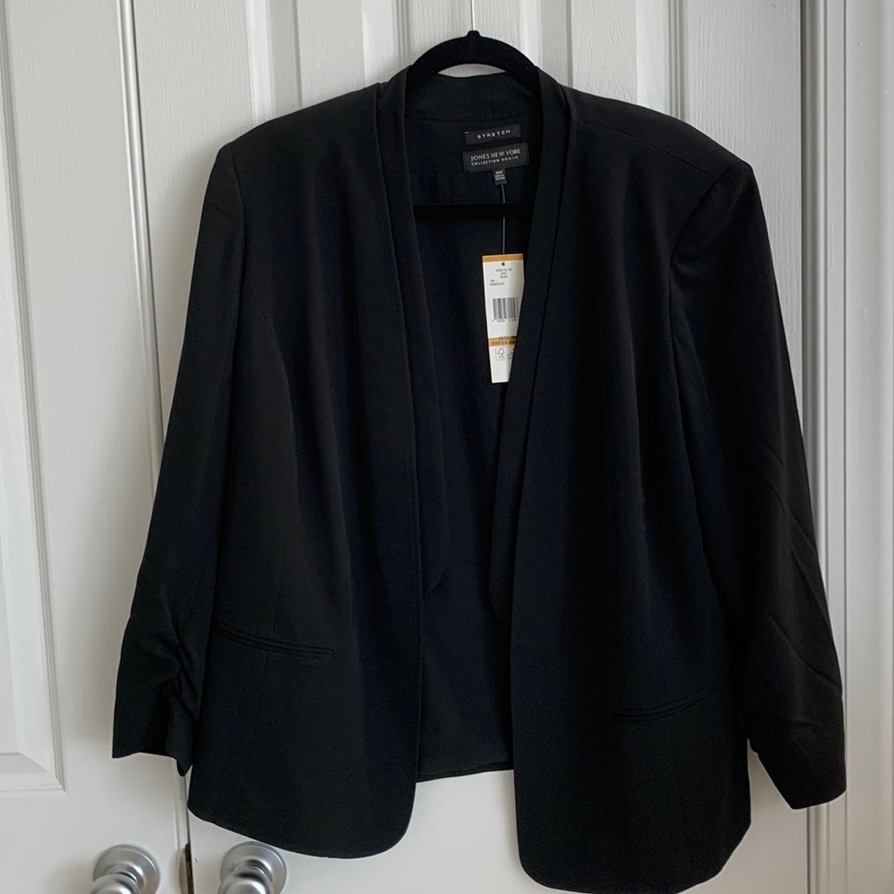 NWT Jones New York blac 16W blazer